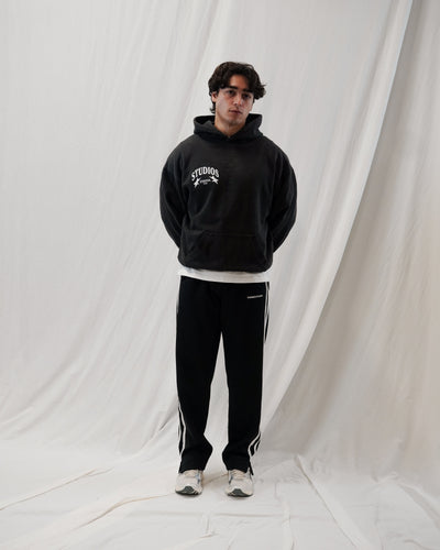 INTERNATIONAL HOODIE