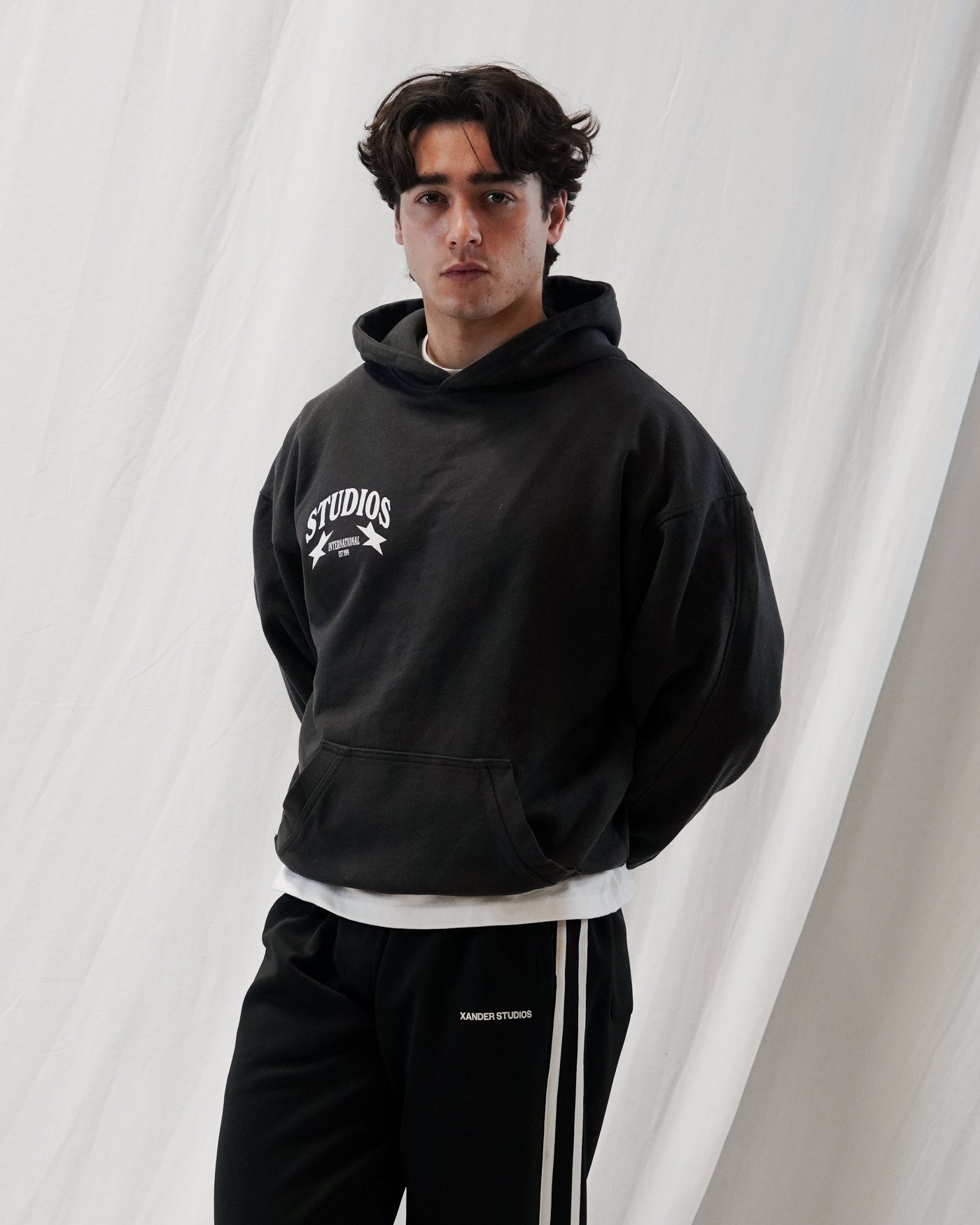 INTERNATIONAL HOODIE