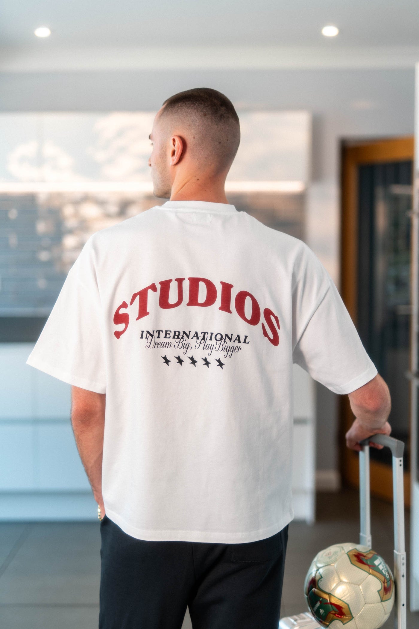 INTERNATIONAL TEE